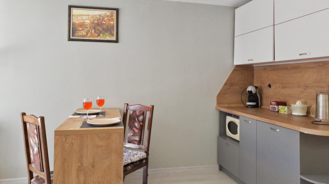 Cozy Studio Near The Park With Huge Verandah. فيليكو ترنوفو المظهر الخارجي الصورة